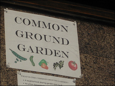 909commongrdgarden04sign